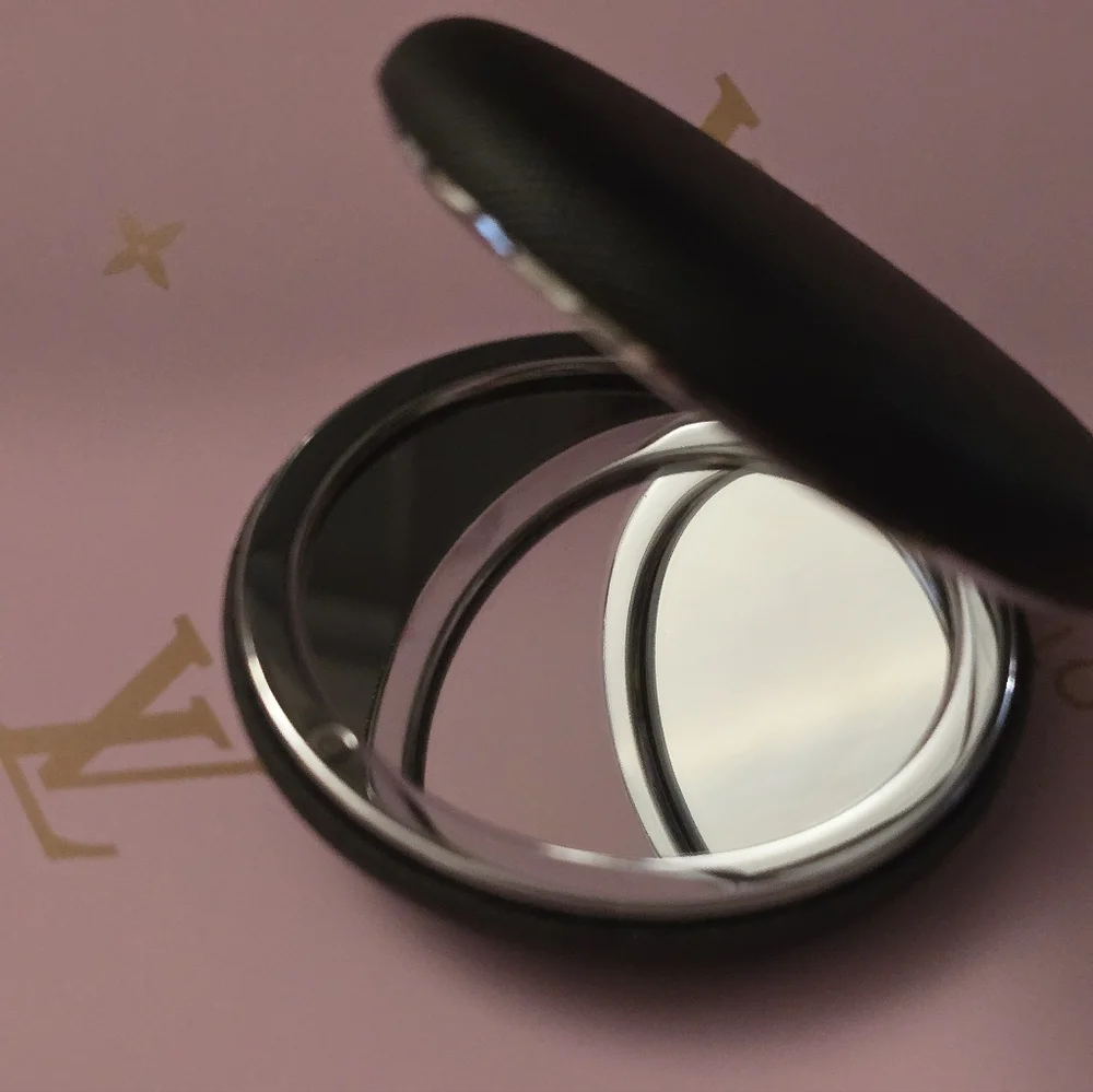 Beautiful Bee Compact Mirror NEW